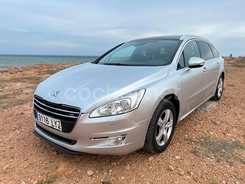 Usado Peugeot 508 SW Access 112 CV (82 kW) 2011 Gris / plata Familiar