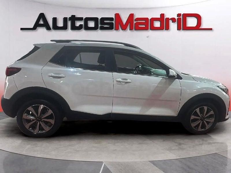 Usado Kia Stonic 120 CV (88 kW) 2021 Blanco SUV