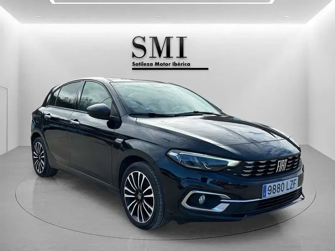 Usado Fiat Tipo 99 CV (72 kW) 2021 Negro Utilitario