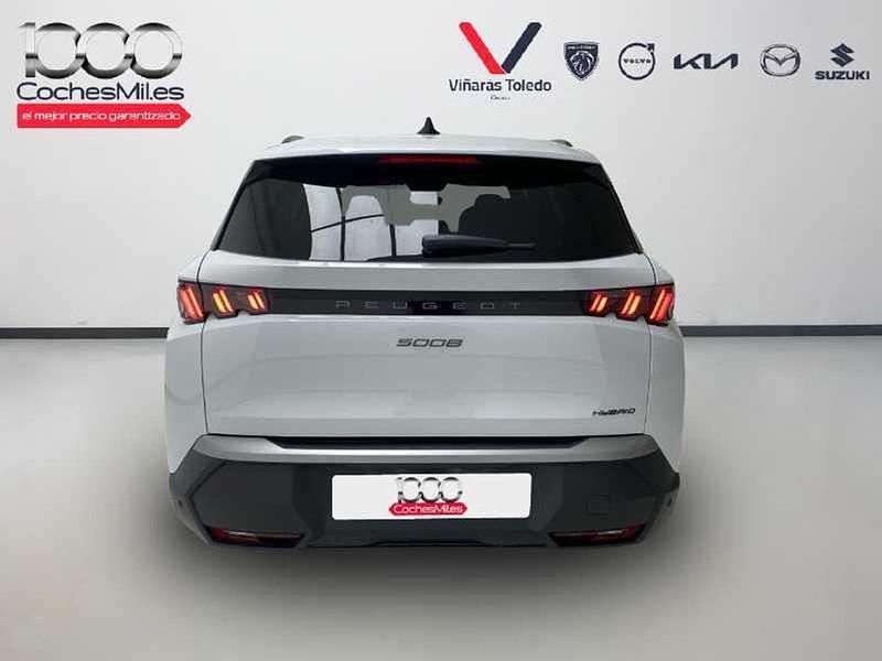 Usado Peugeot 5008 Allure 145 CV (106 kW) 2025 Blanco SUV