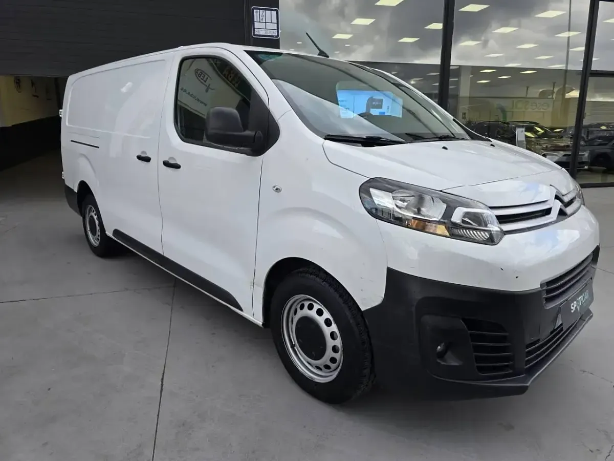 Usado Citroën Jumpy 122 CV (89 kW) 2021 Blanco Monovolumen