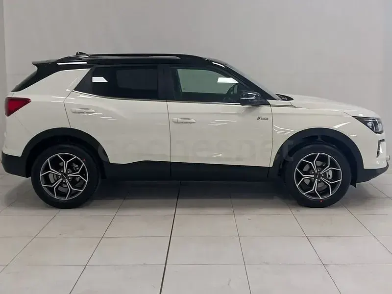 Nuevo KGM Korando 149 CV (109 kW) 2026 Blanco SUV