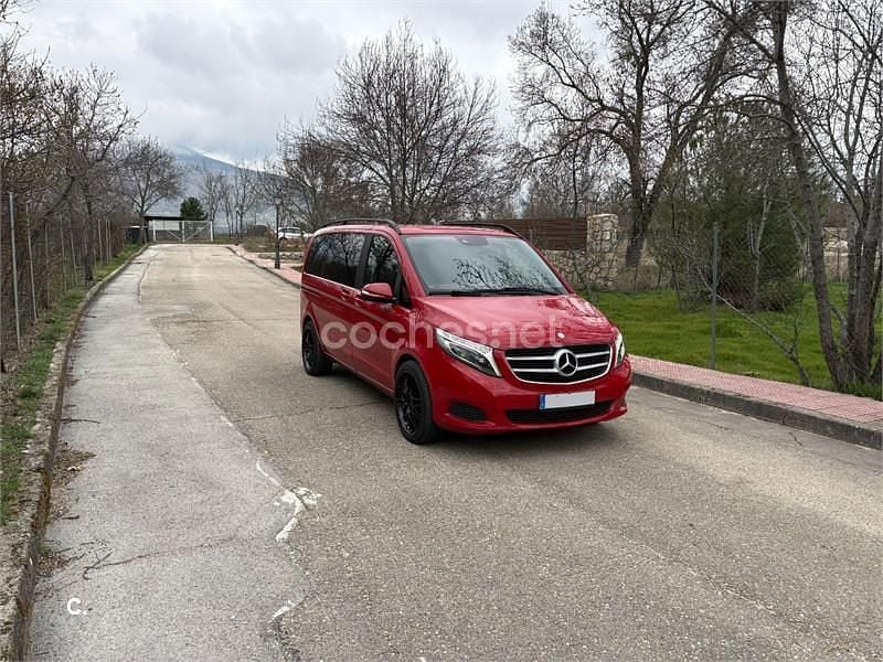 Käytetty Mercedes V220 163 HP (119 kW) 2015 Punainen Tila-auto