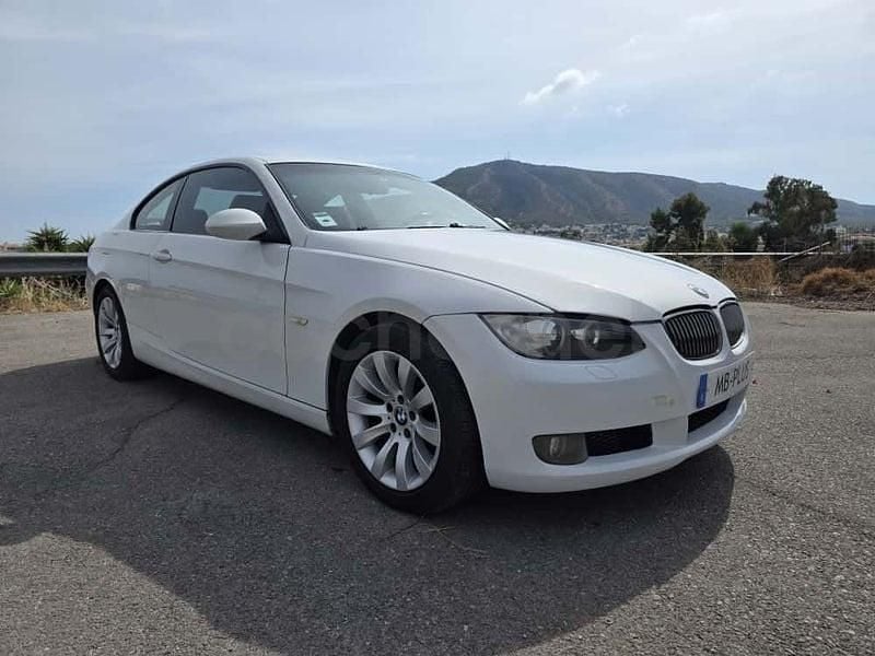 Usado BMW 320 Comfort Edition 177 HP (130 kW) 2008 Branco Coupé
