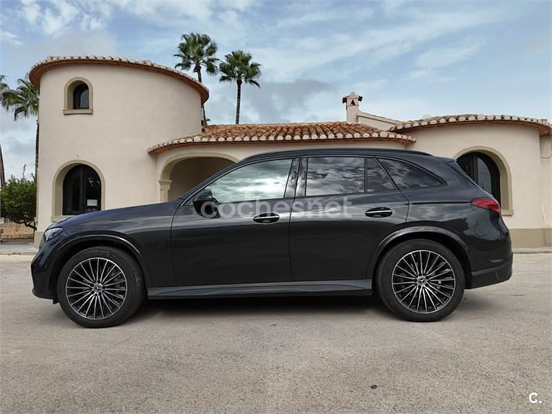 Usado Mercedes GLC300 258 CV (189 kW) 2023 Negro SUV