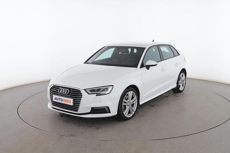 Blanco Usado 2020 Audi A3 e-tron Sport Utilitario | 22.599 € (Precio justo) - Imagen 1/3