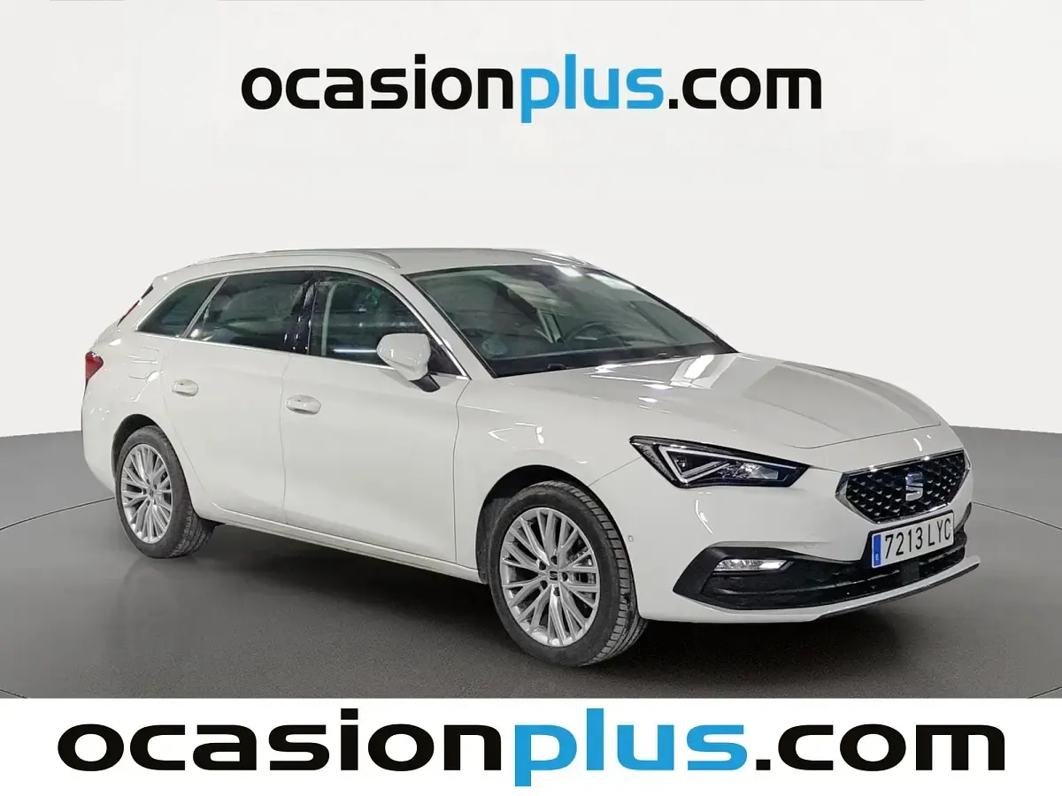 Usado Seat Leon XCELLENCE 150 CV (110 kW) 2022 Blanco Monovolumen