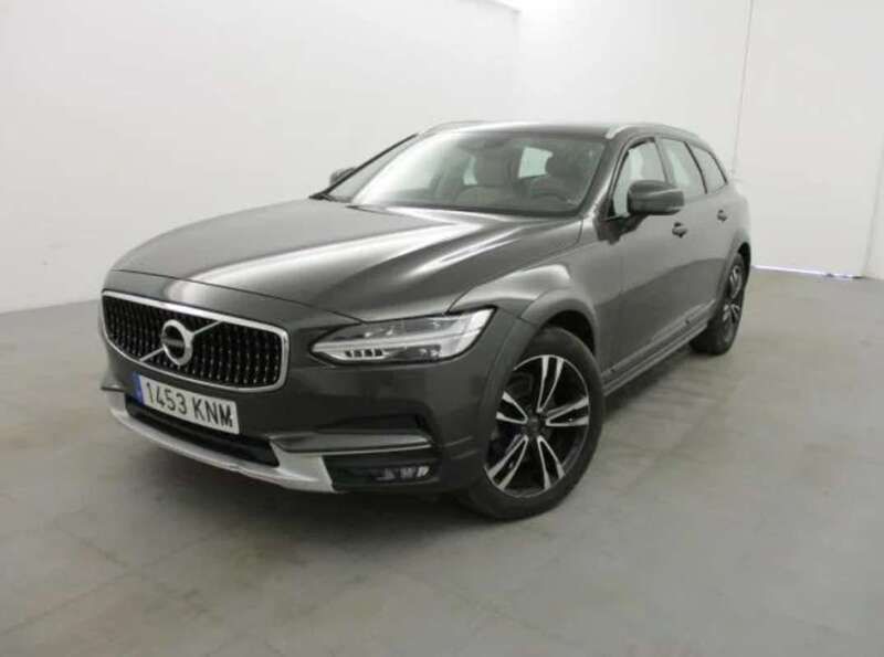 Marrón Usado 2018 Volvo V90 CC Pro Familiar | 27.900 € (Un poco caro) - Imagen 1/4