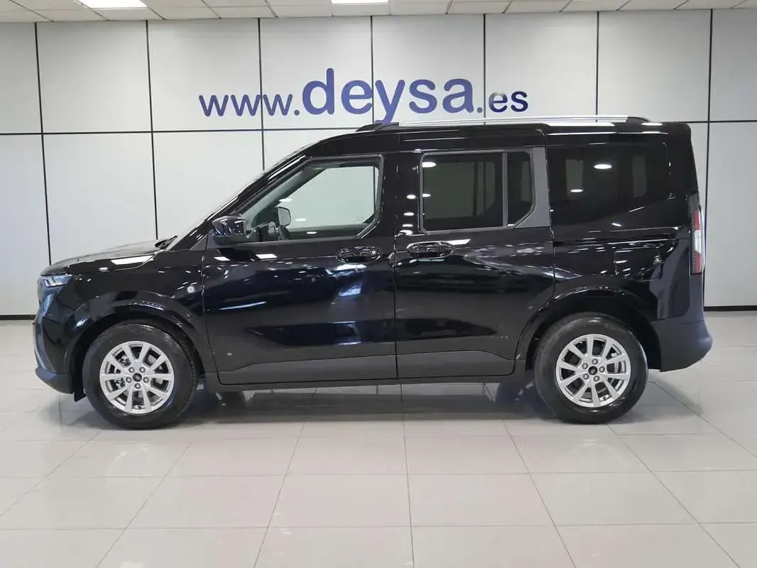 Nuevo Ford Tourneo Courier Titanium 125 CV (91 kW) 2026 Negro Monovolumen