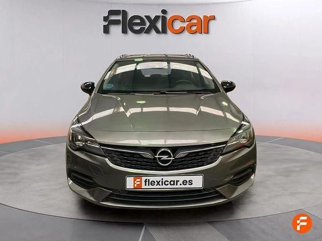 Usado Opel Astra Business 145 CV (106 kW) 2021 Gris / plata Familiar