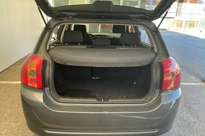 Begagnad Toyota Corolla Luna 90 HK (66 kW) 2007
