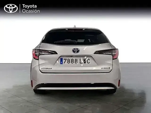 Usado Toyota Corolla Active 122 CV (89 kW) 2022 Gris Familiar