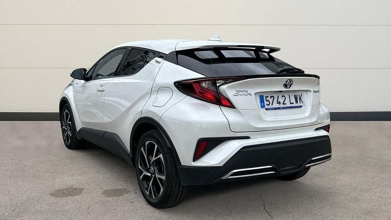 Usado Toyota C-HR Advance 184 CV (135 kW) 2022 Blanco SUV
