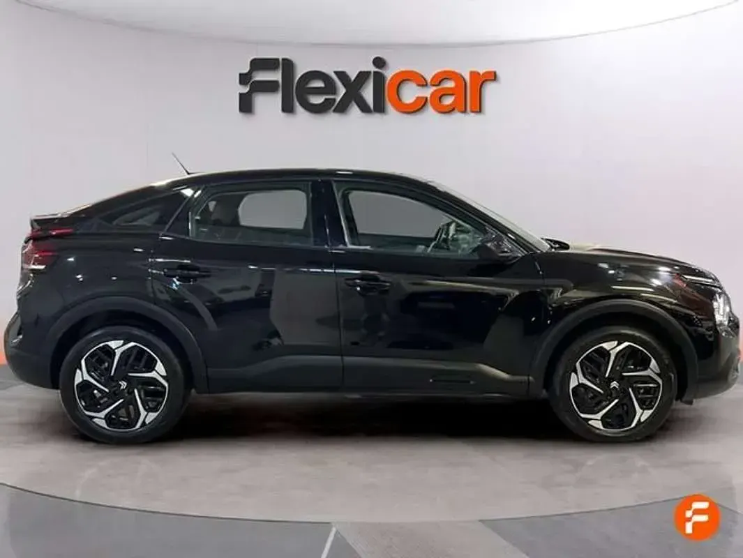 Usado Citroën C4 Feel 131 CV (96 kW) 2023 Negro SUV