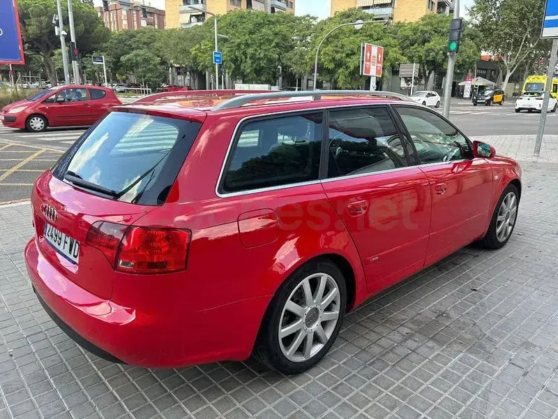Usado Audi A4 S-Line 140 CV (102 kW) 2007 Rojo Familiar