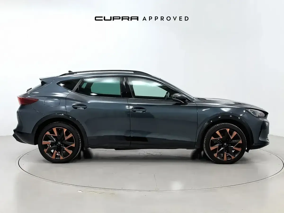 Usado Cupra Formentor VZ 272 CV (200 kW) 2024 Gris SUV