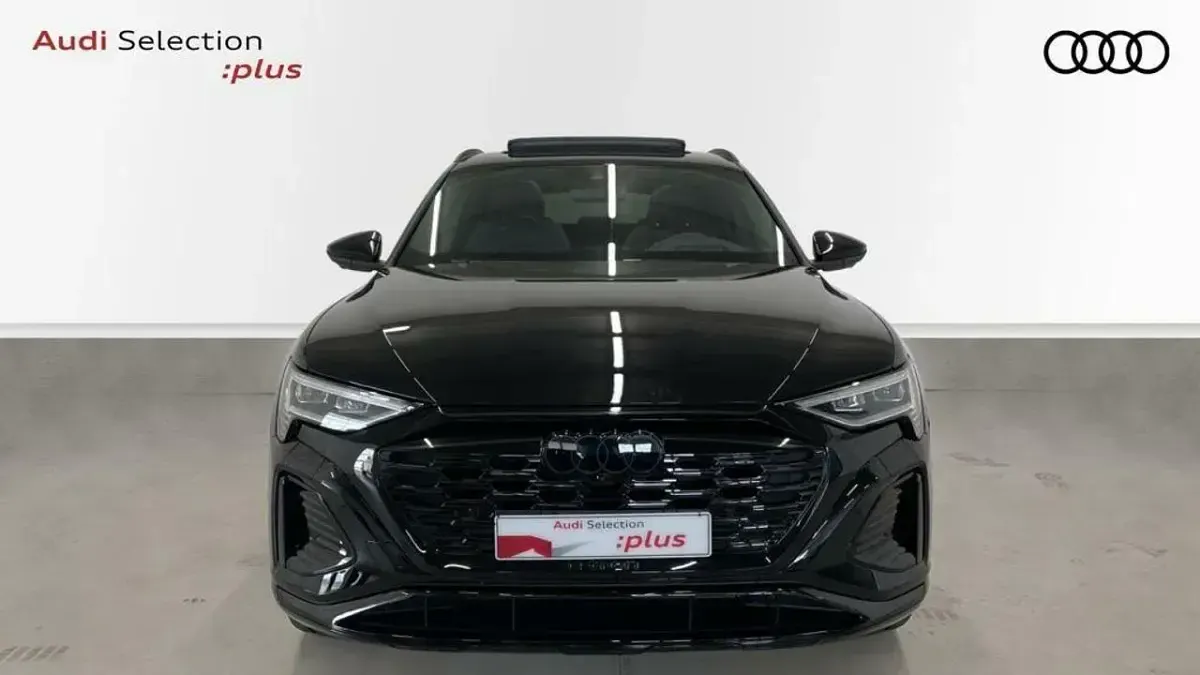 Usado Audi Q8 e-tron S-Line 300 kW (408 CV) 2023 Negro SUV