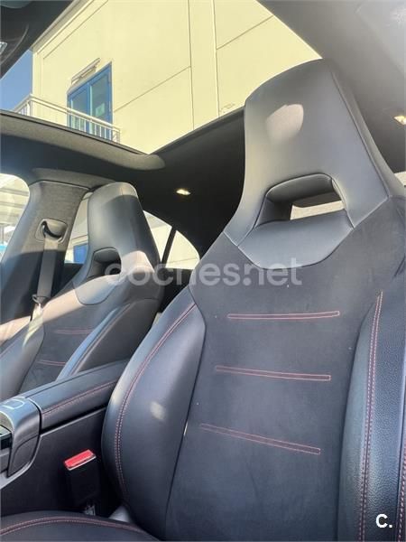 Negro Usado 2022 Mercedes CLA200 Berlina | 38.890 € (Caro) - Imagen 1/3