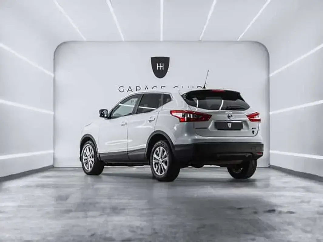 Usado Nissan Qashqai Acenta 110 CV (80 kW) 2015 Blanco SUV