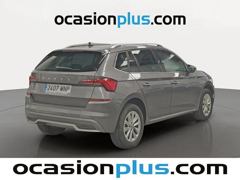 Usado Skoda Kamiq Ambition 110 CV (80 kW) 2024 Gris SUV