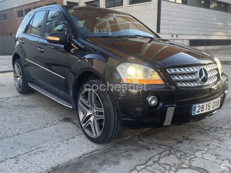 Negro Usado 2006 Mercedes ML320 SUV | 8000 € (Precio justo) - Imagen 1/4
