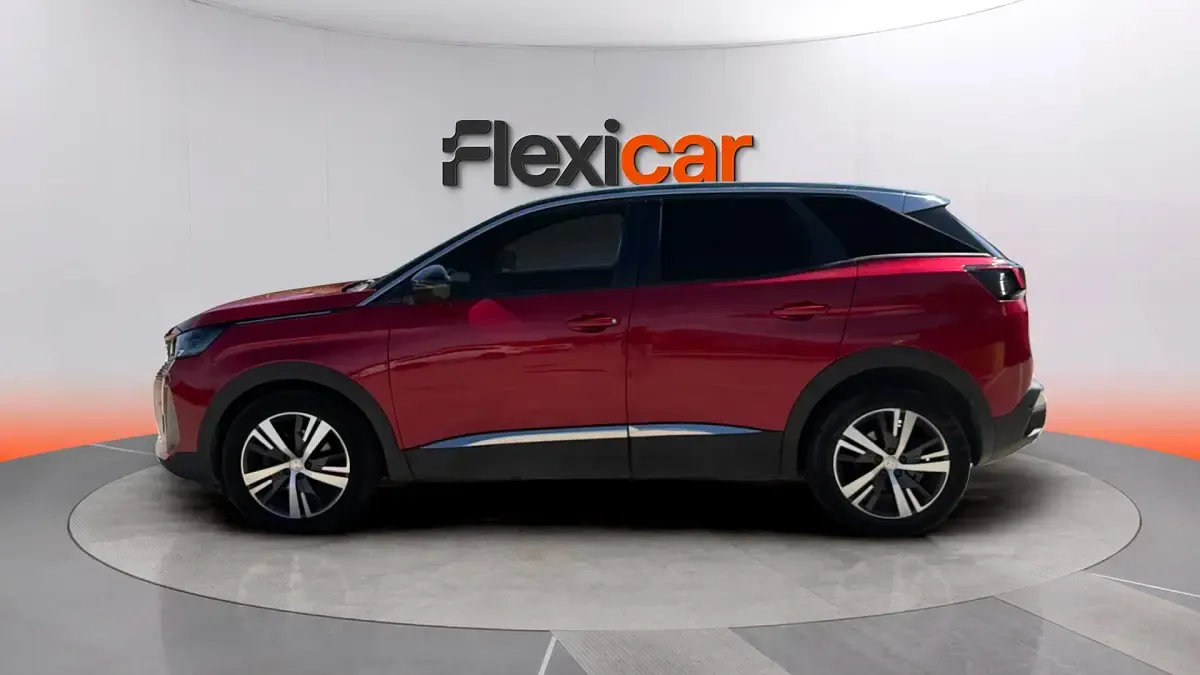 Usado Peugeot 3008 Allure 131 CV (96 kW) 2023 Rojo SUV