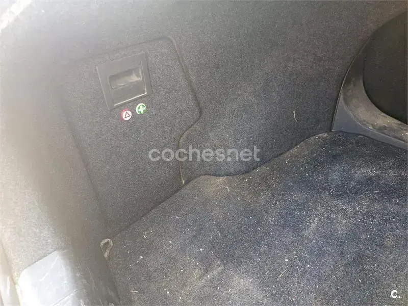 Usado Opel Vectra Elegance 100 CV (73 kW) 2005 Azul Berlina