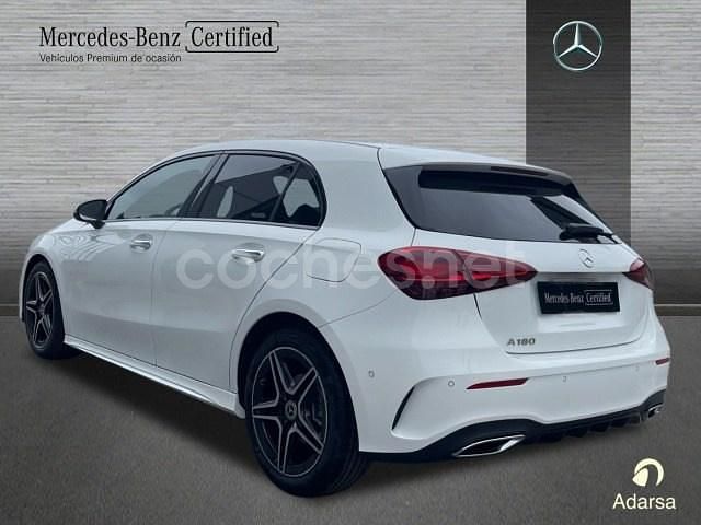 Nuevo Mercedes A180 136 CV (100 kW) 2025 Blanco Berlina