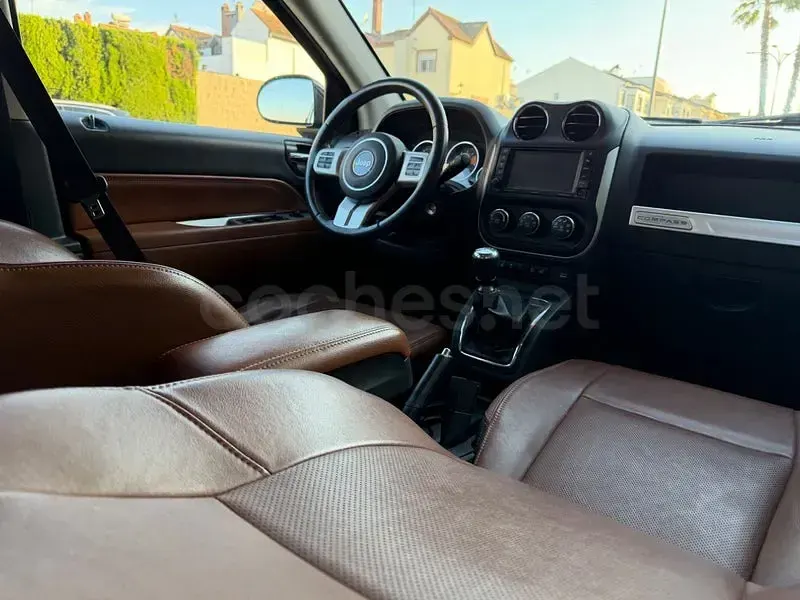Usado Jeep Compass Limited 136 CV (100 kW) 2013 Negro SUV