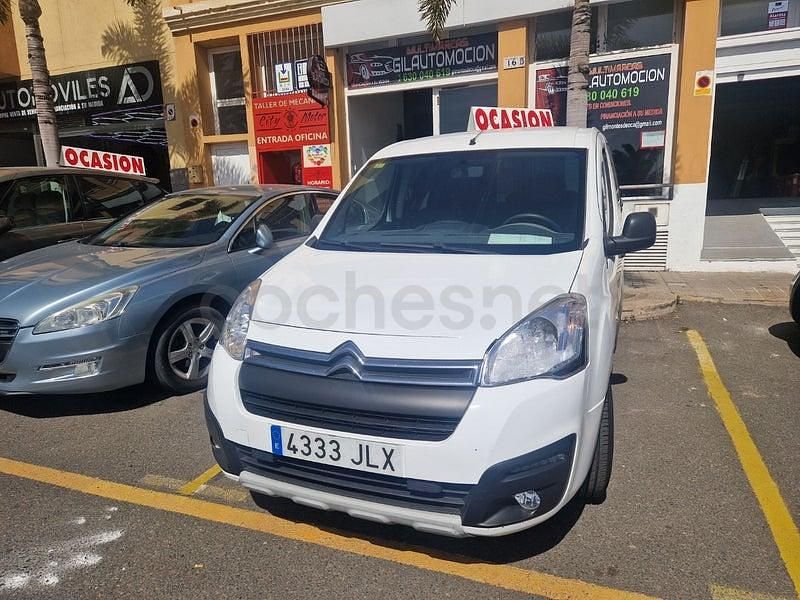 Usado Citroën Berlingo Feel 75 CV (55 kW) 2016 Blanco Monovolumen