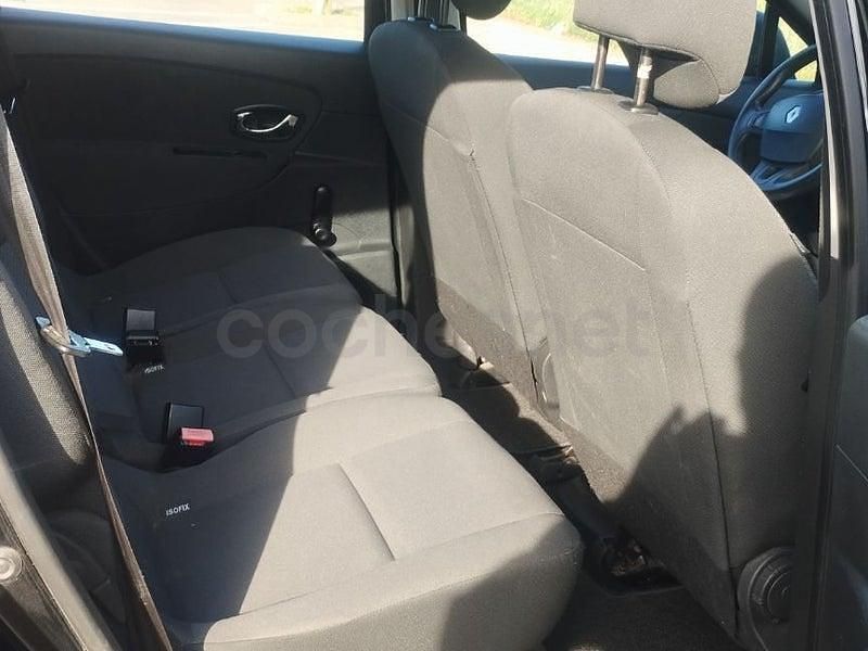 Usado Renault Scénic III Business 110 CV (80 kW) 2013 Negro Monovolumen