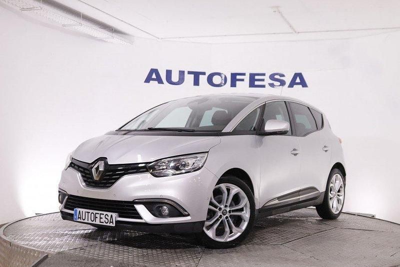 Usado Renault Scénic IV Business 120 CV (88 kW) 2019 Plata Monovolumen