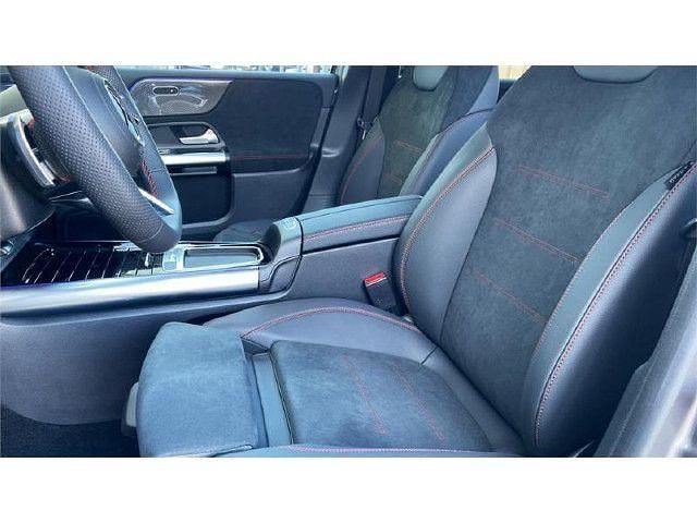 Usado Mercedes B250e AMG line 218 CV (160 kW) 2024 Gris Monovolumen