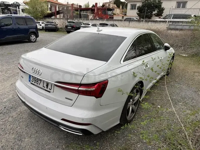 Usado Audi A6 S-Line 204 CV (150 kW) 2022 Blanco Berlina