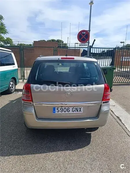 Usado Opel Zafira Energy 120 CV (88 kW) 2009 Gris / plata Monovolumen