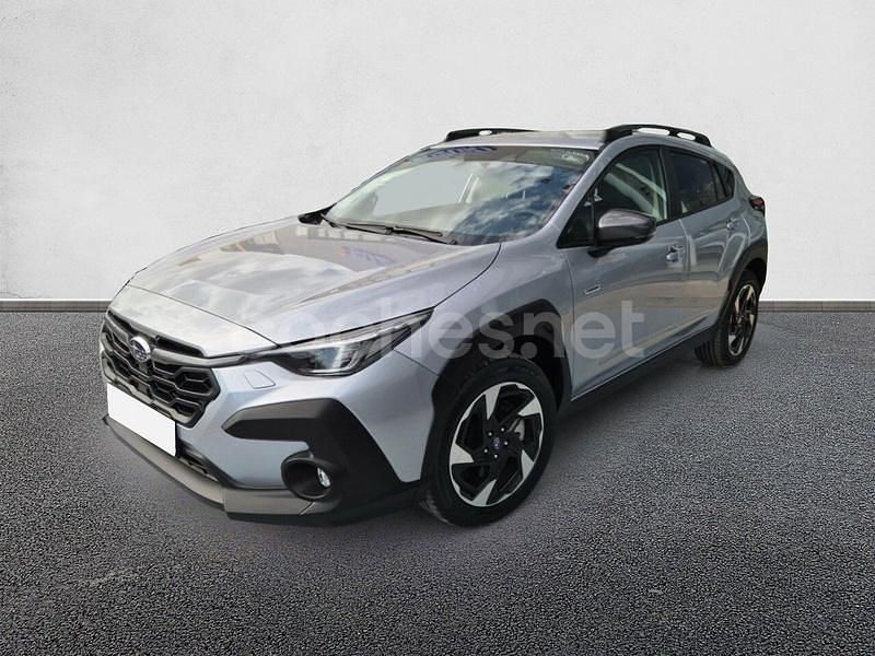 Usado Subaru Crosstrek 136 CV (100 kW) 2025 Gris / plata SUV