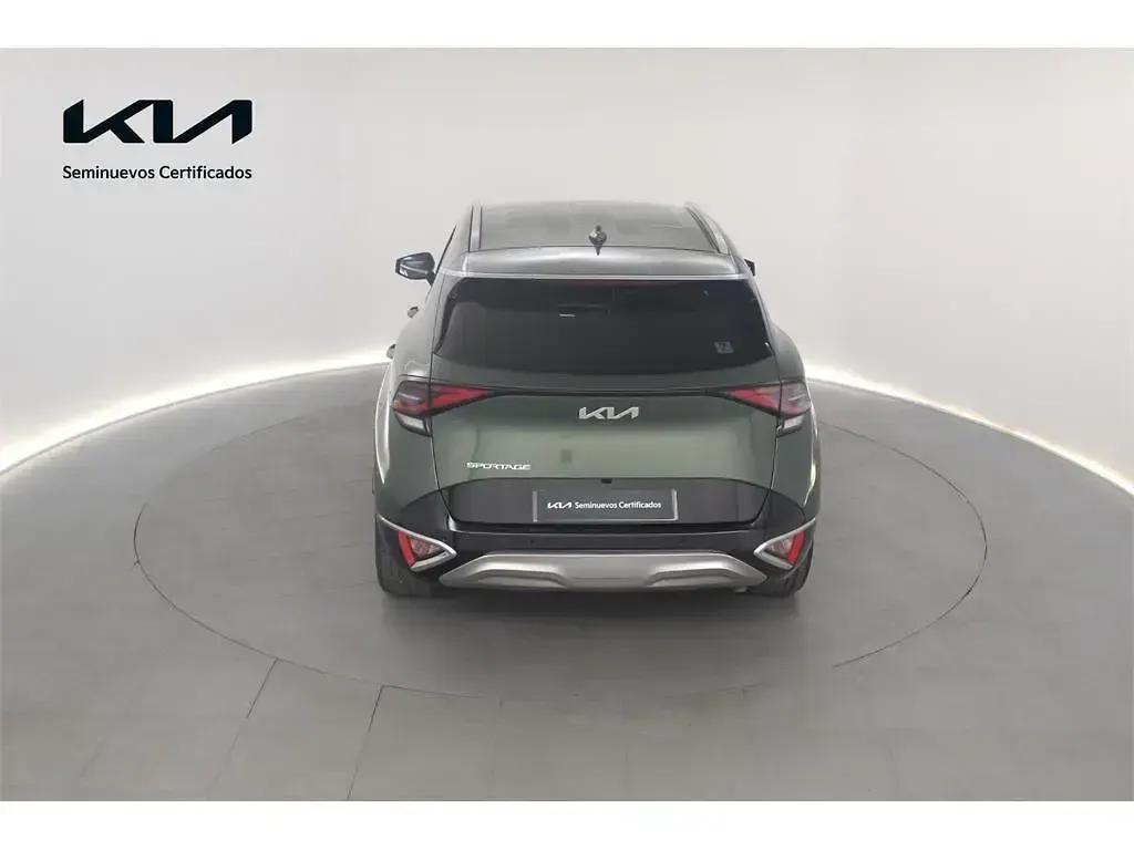 Usado Kia Sportage 150 CV (110 kW) 2024 Verde SUV