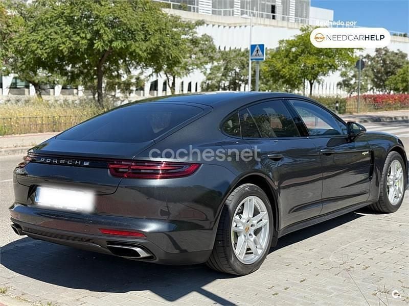 Begagnad Porsche Panamera 4 462 HK (339 kW) 2017 Grå Sedan