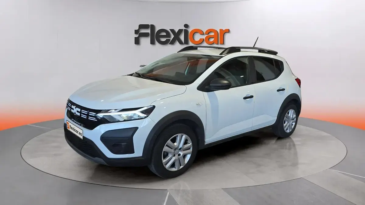Usado Dacia Sandero Essentiel 101 CV (74 kW) 2024 Blanco Berlina