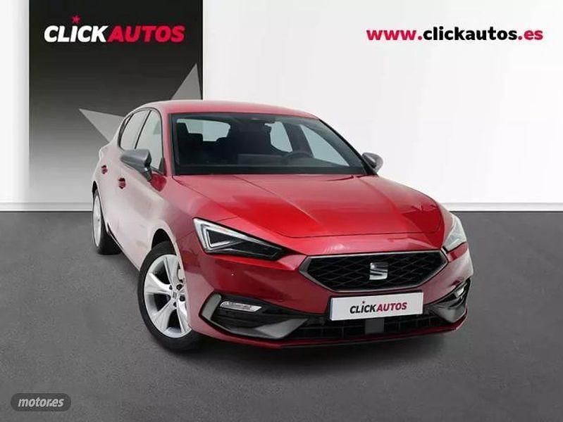 Usado Seat Leon FR 150 CV (110 kW) 2025 Rojo Berlina