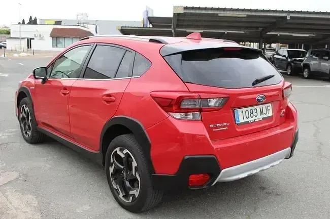 Usado Subaru XV 151 CV (111 kW) 2023 Rojo SUV