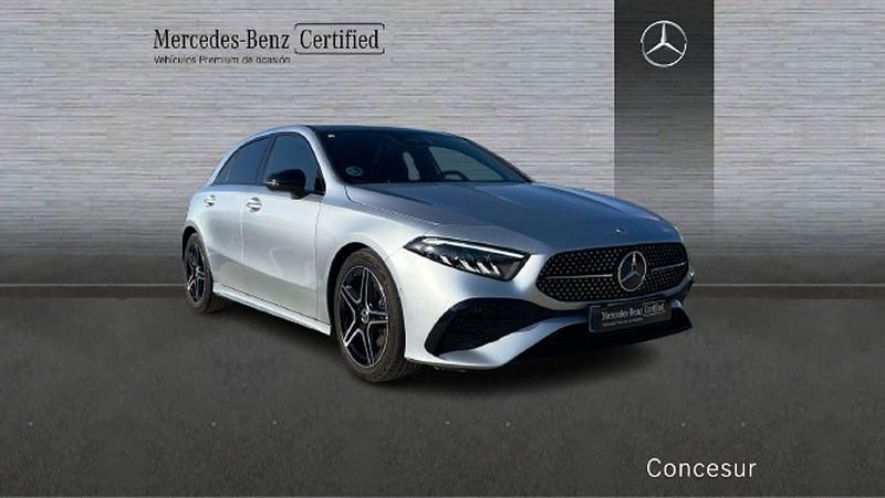 Usado Mercedes A180 136 CV (100 kW) 2025 Plata