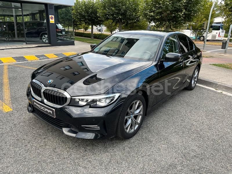 Negro Usado 2020 BMW 318 Berlina | 21.900 € (Precio justo) - Imagen 1/4