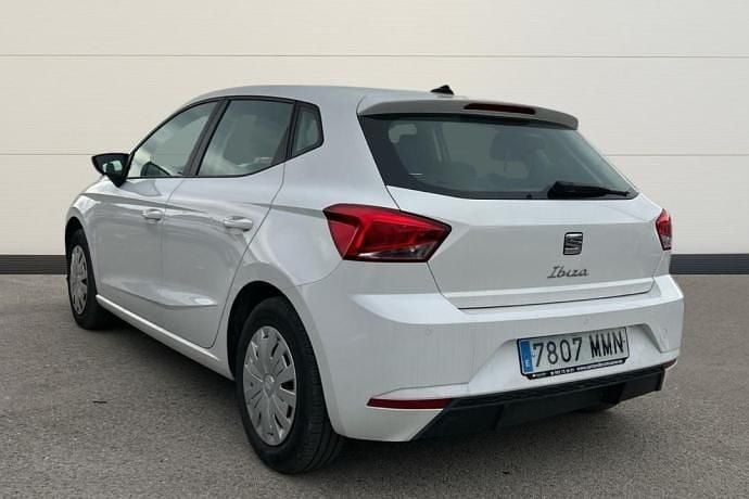Usado Seat Ibiza Reference 80 CV (58 kW) 2024 Blanco Utilitario