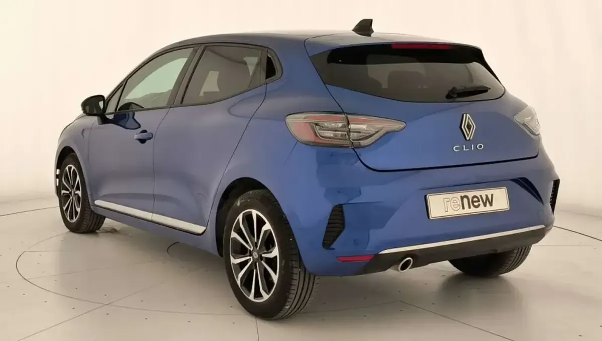 Usado Renault Clio Techno 101 CV (74 kW) 2025 Utilitario