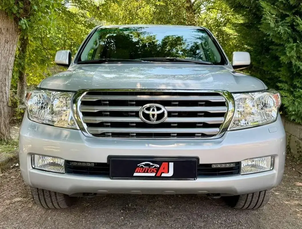 Usado Toyota Land Cruiser 286 CV (210 kW) 2008 Gris SUV