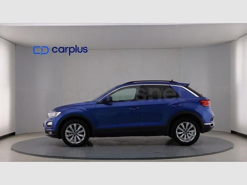 Usado VW T-Roc Advance 115 CV (84 kW) 2021 Azul ravenna (metalizado)/techo negro SUV