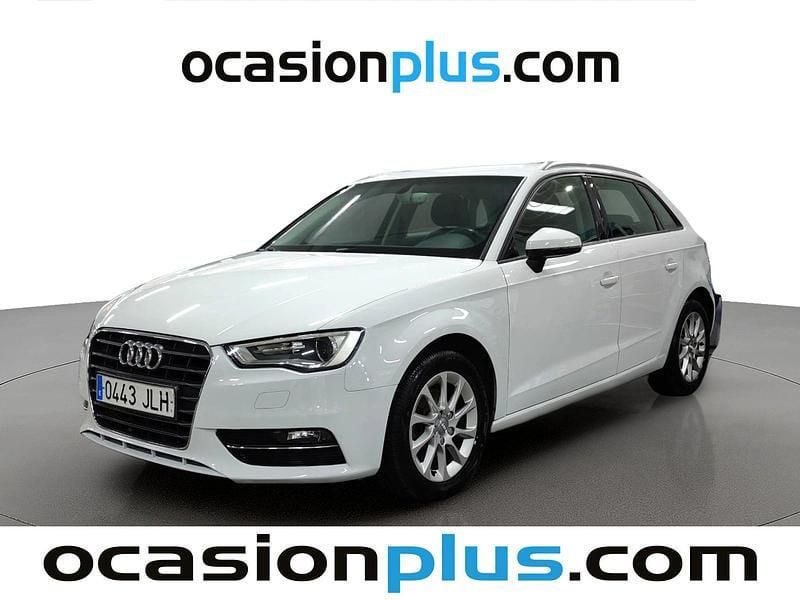 Usado Audi A3 Sportback Attraction 110 CV (80 kW) 2016 Utilitario