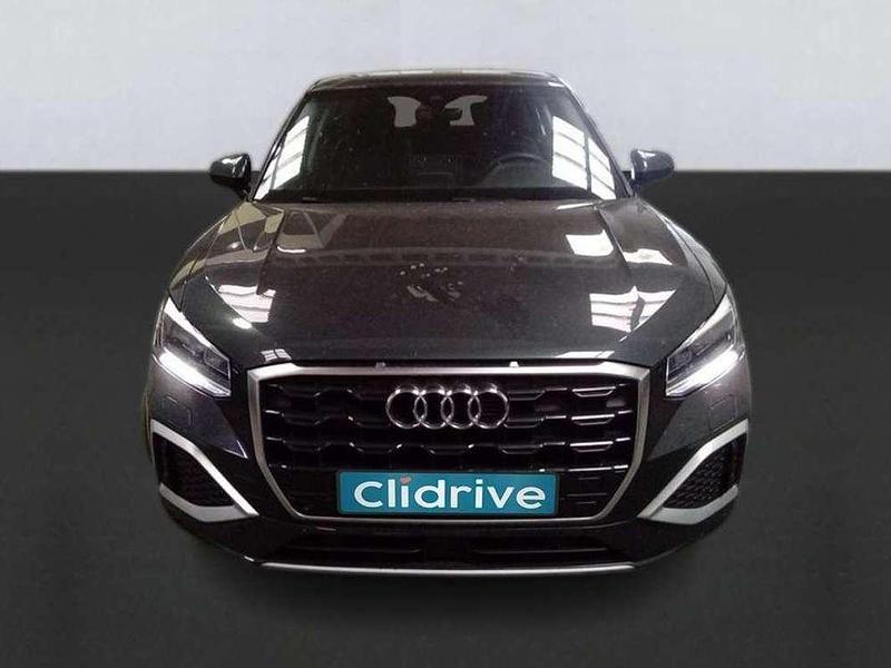 Usado Audi Q2 Advanced Plus 116 HP (85 kW) 2024 Cinzento SUV