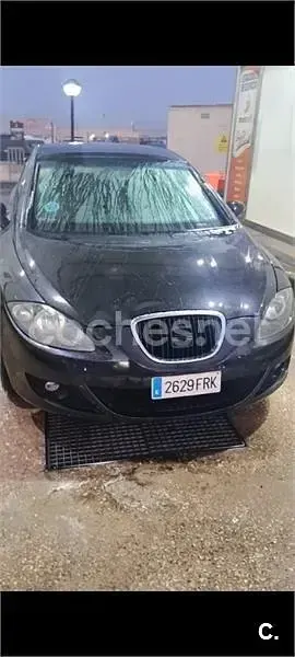 Usado Seat Leon Reference 102 CV (75 kW) 2007 Negro Utilitario